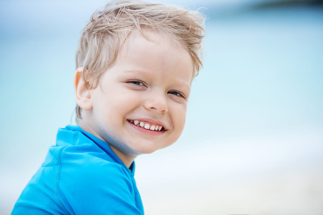 Atención dental especializada para niños en una consulta de odontopediatría