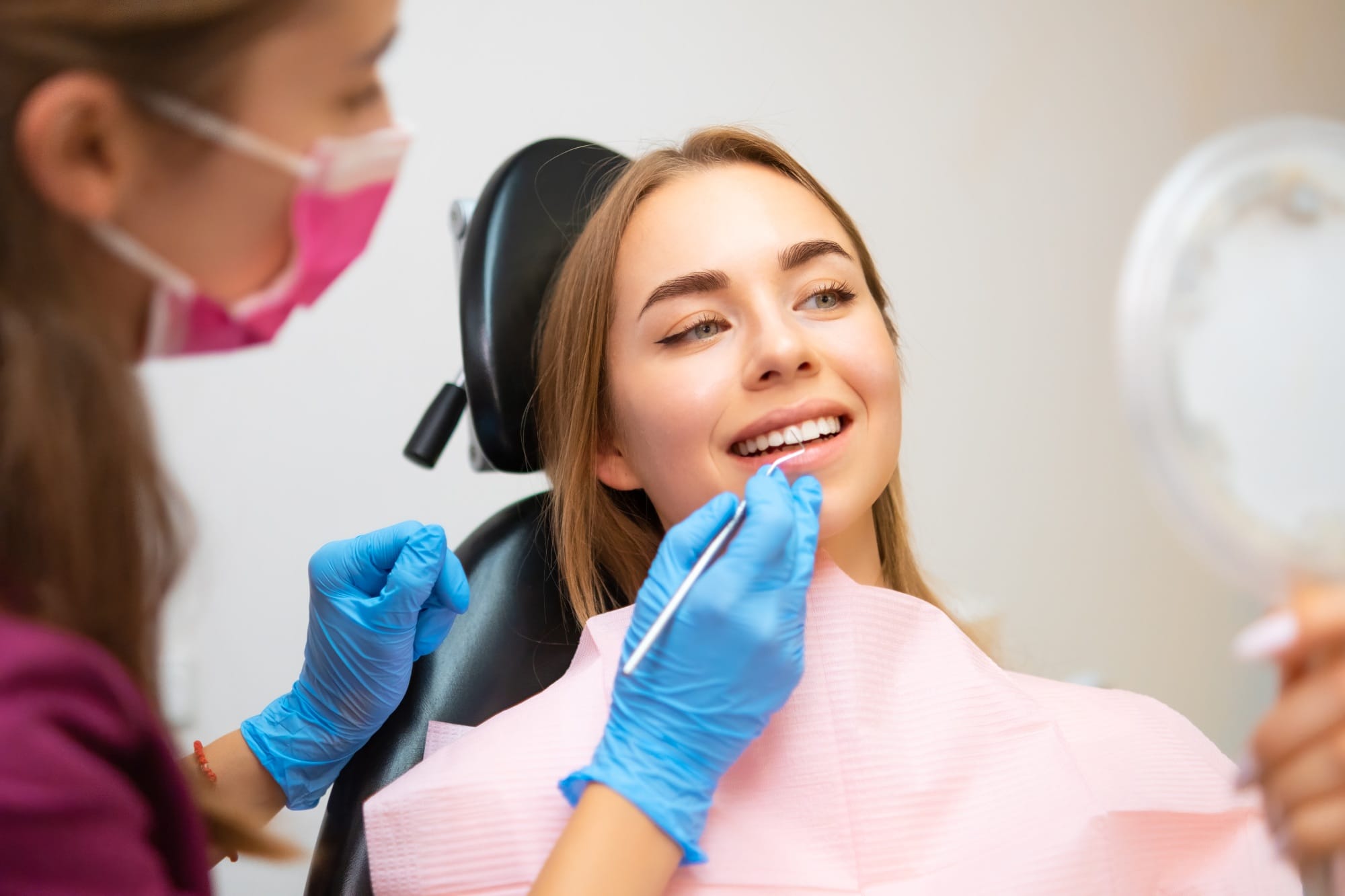 Sonrisa asociada a un tratamiento de estética dental